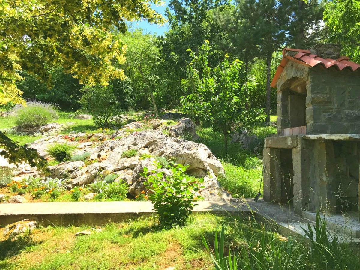 Holiday Home Deni Roč المظهر الخارجي الصورة